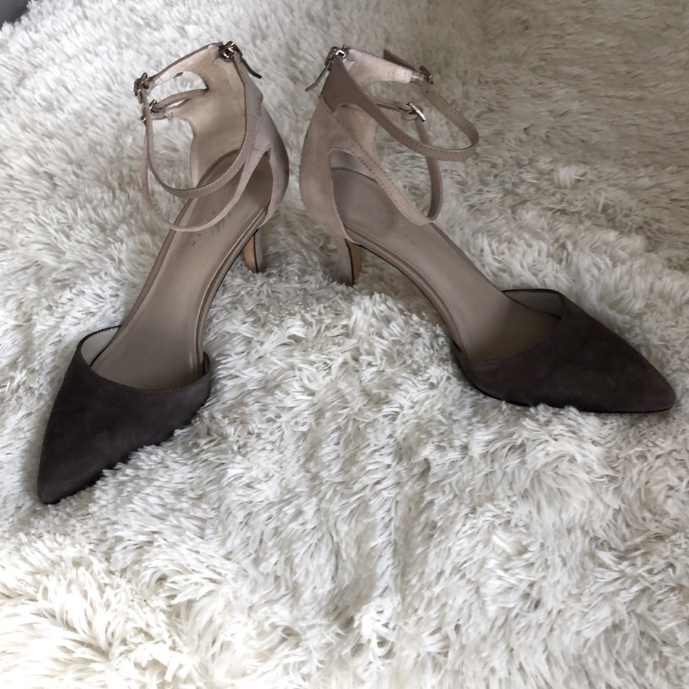 💐Two Tone Suede Pump💐